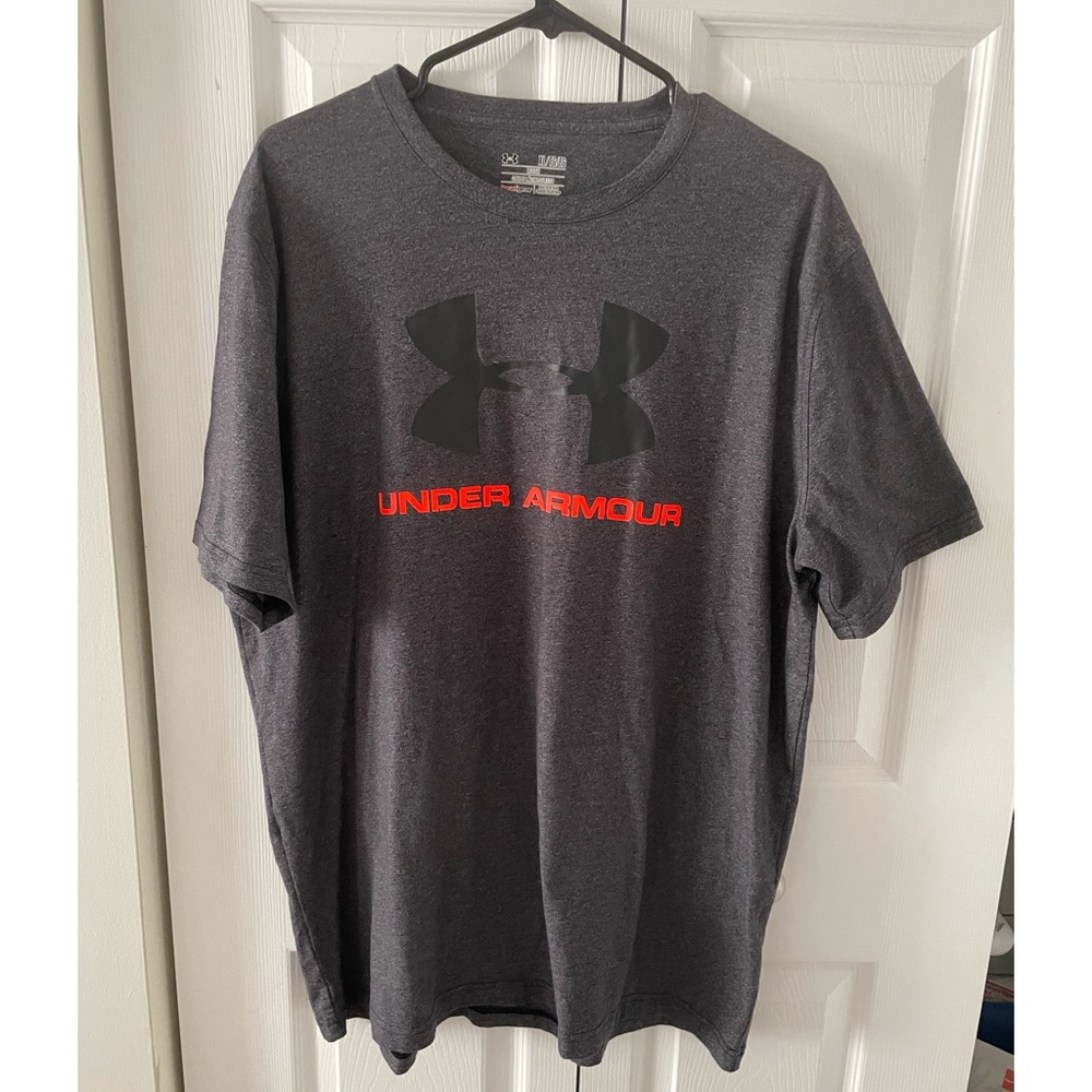 Under armor mens tee